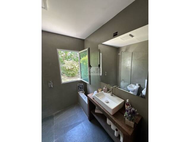 Baño huespedes