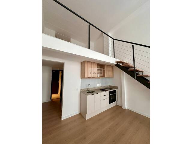 Cocina con horno, anafe y campana
