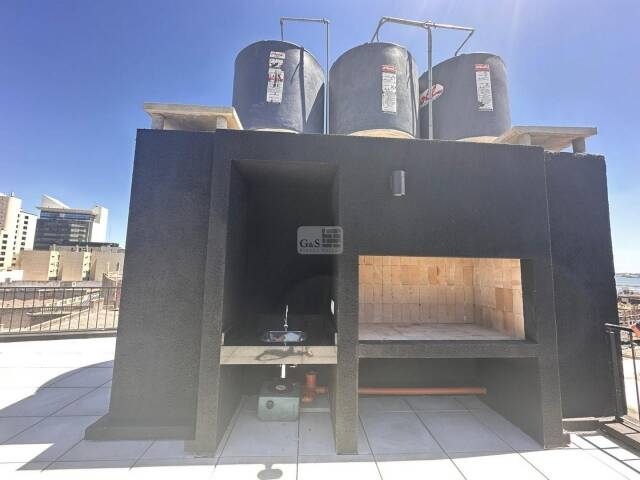 Parrillero en rooftop
