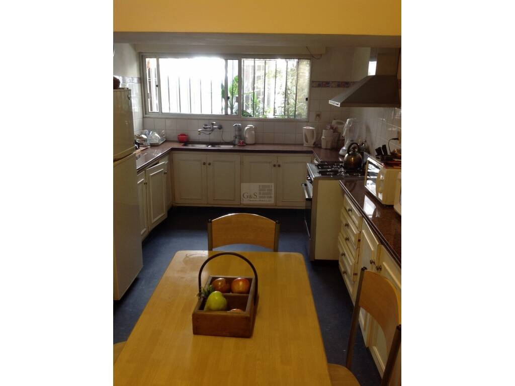 Cocina con comedor diario